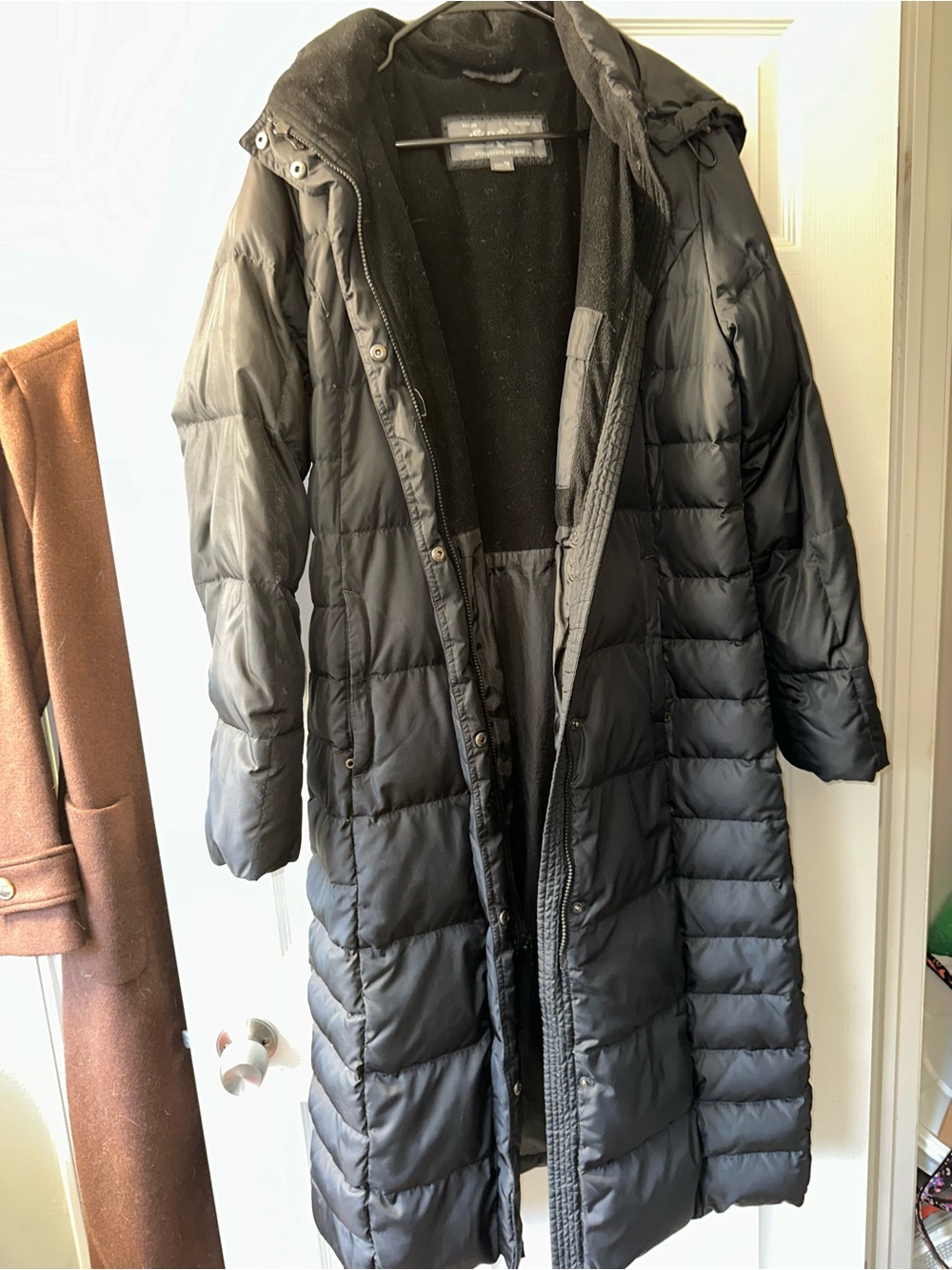 Fair Eddie Bauer medium tall long down puffer coat